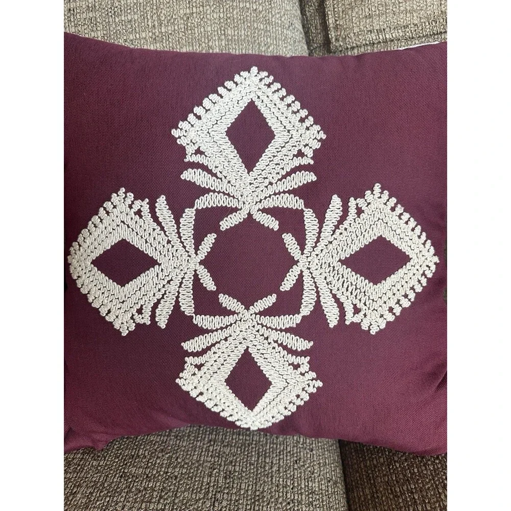 Lot of 2 Studio Chic Home Throw Pillows Avery Pretty In Berry 18